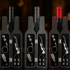 Fünf Weinaccessoires passgenau im dekorativen Flaschendesign verstaut